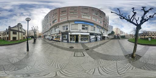 Mano del Friki: coleccionismo y juegos en Barakaldo