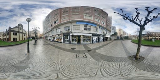 Mano del Friki: coleccionismo y juegos en Barakaldo