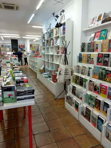 Gavina Llibres, libros y asesoramiento en Gandia