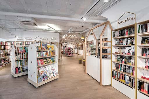 Llibreria Ausiàs en Vila-real: libros y papelería