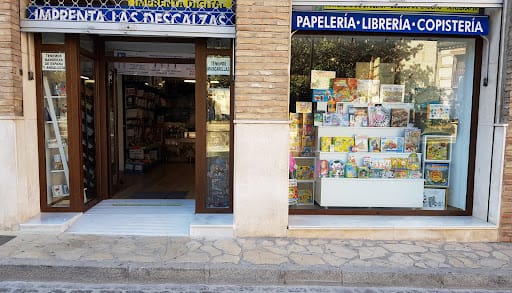 Las Descalzas: papelería, copistería y mapas antiguos