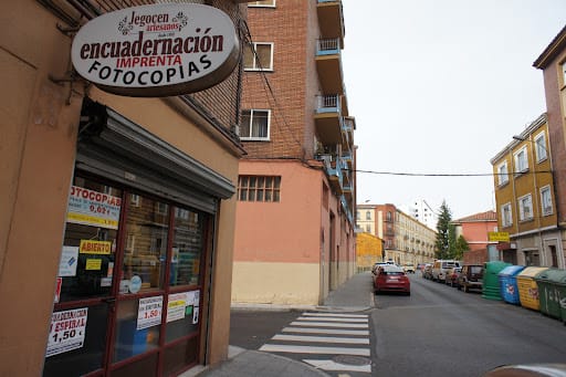Artesanos Jegocen: encuadernación e impresión en León