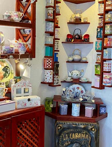 La Cabaña del Té en Santa Cruz: tés asiáticos y cerámica