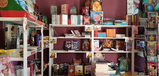 Némesis Papelería-Librería en Roquetas de Mar