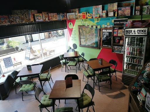 Meeple Play Cafe & Bar in Southampton