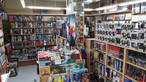 Arcadia Comics: manga, juegos y cartas en Móstoles
