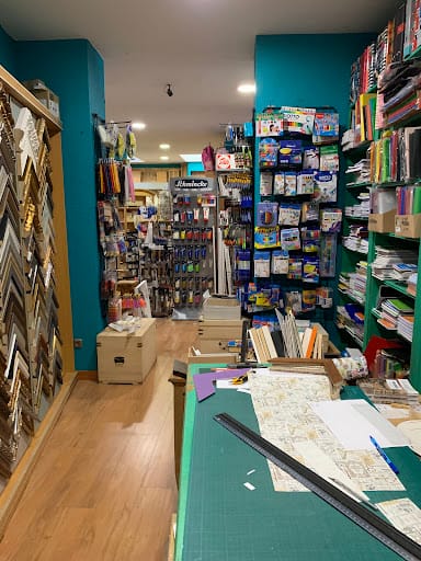 MoldurArt: materiales creativos y marcos en Palencia
