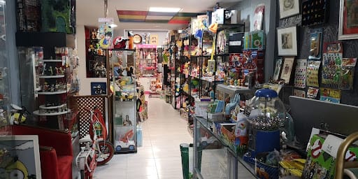 Regreso al pasado 80-90: modelismo y coleccionismo en Fuengirola