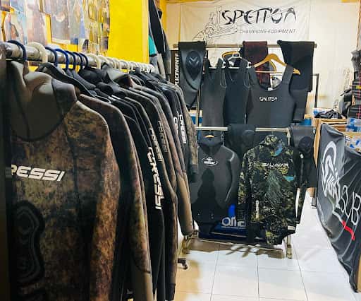 Deportes El Pescador: pescasub en Algeciras