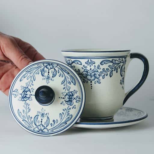 Cerámica Artística San Ginés: taller tradicional y café