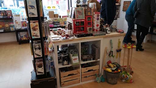 Aquí hay Juegos: juegos de mesa en Alcobendas