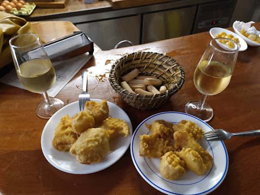 Bodega Mateo Ruiz: bacalao y tradición en la calle Feria