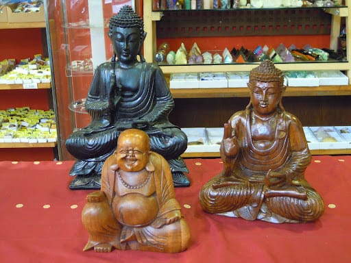 Om Tienda: minerales y cuencos en Gijón