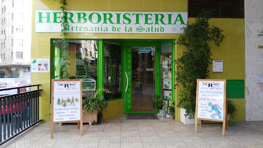 Herboristería Plaza Real: bienestar natural en Lorca