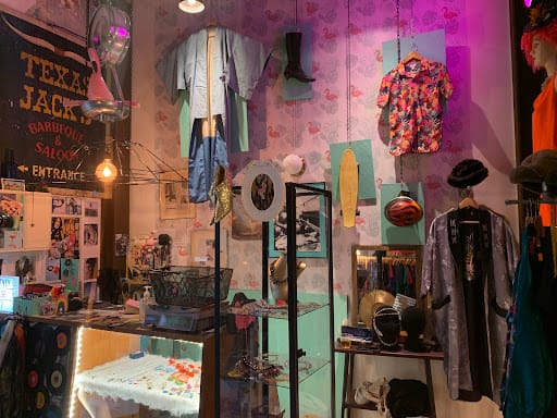 Flamingos Vintage Mallorca: upcycling y moda en la Gerreria