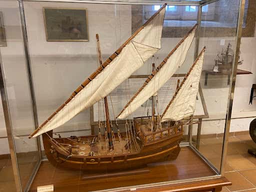 Museo Naval de Ferrol y su tienda de modelismo
