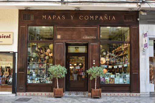 Librería Mapas y Compañía en el centro de Málaga