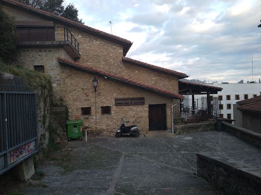 Gastronomia Euskal Anaiartea: libros y cultura culinaria