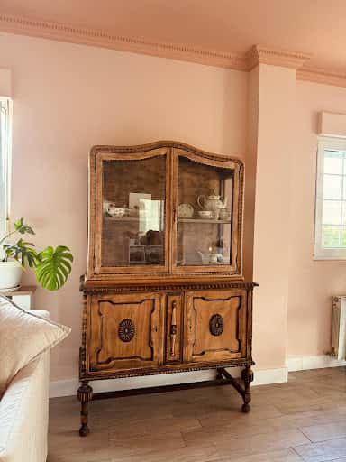 Restauración de muebles y papel pintado en Santander Decoart