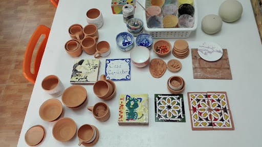 Espacio BarroAzul: cerámica y talleres en Triana