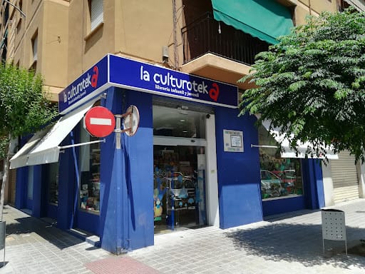 La Culturoteka: libros y juegos de mesa en Mislata
