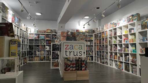 Omega Center Vitoria: Cómics, manga y cultura otaku
