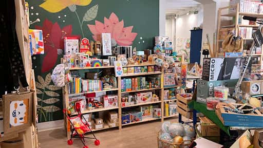 Mon Petit Ó: juego libre y juguetes sostenibles en Vilanova
