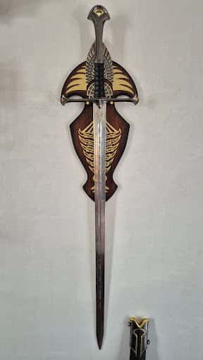 Espada Imperial: réplicas históricas y artesanía en Toledo