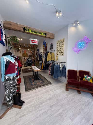 Moda sostenible y diseño local en Caramelo Vintage
