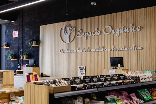 Espacio Orgánico en Majadahonda: supermercado y ecobar