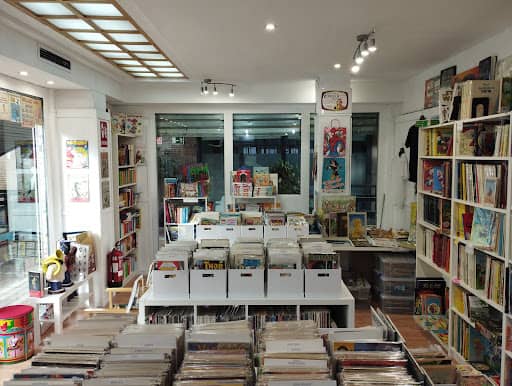Sirnilan Cómics: cómics, rol y juegos de mesa en Majadahonda