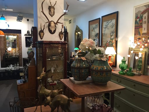 La Opalina: antigüedades y moda vintage en Las Palmas