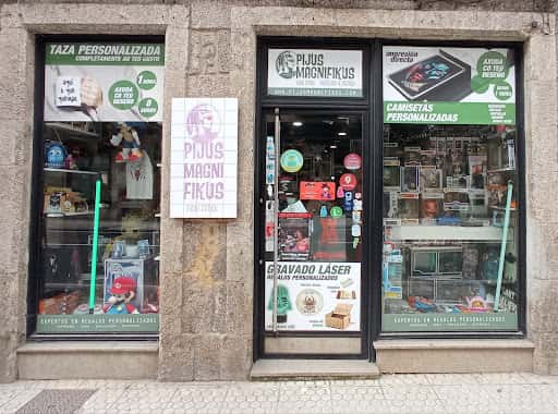 Pijus Magnifikus: merchandising y regalos en Santiago