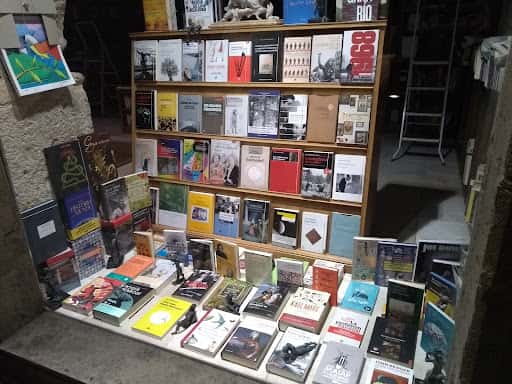 Librería Sandoval: libros de viejo y cine en Valladolid
