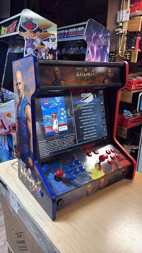 Arcade Zaragoza: juegos de mesa y máquinas retro en el Actur