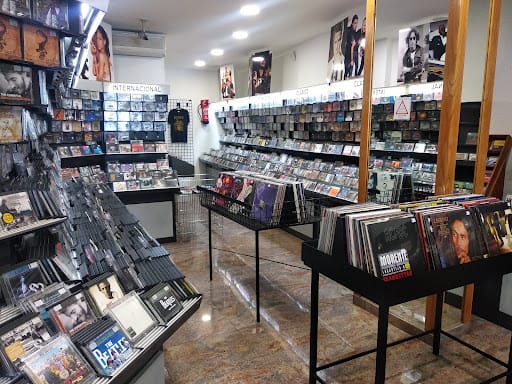 Don Disco: moda vintage, arte y vinilos en Lugo