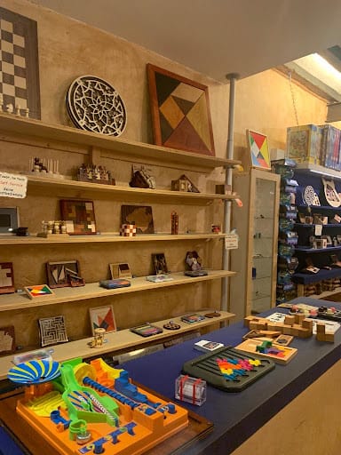 Puzzles y juegos de ingenio en el centro de Palma