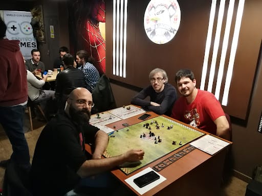 Be A Legend Bar: juegos de mesa y picoteo en Zaragoza