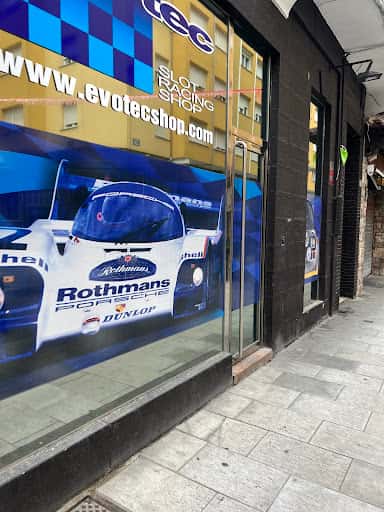 EvotecShop: cómics, juegos de mesa y slot en Torrelavega