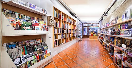 Zuloa Irudia: Cómics y cultura en el Casco Viejo