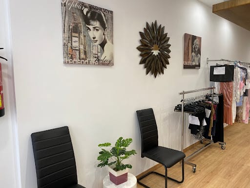 Costura creativa y arreglos en Monseri Arreglos Ferrol