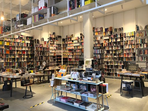 Lectocosmos: libros raros y ediciones antiguas en Lugo