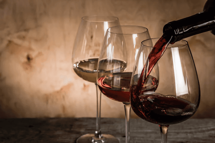 Degustación de vino español con la Casa Regional Andaluza