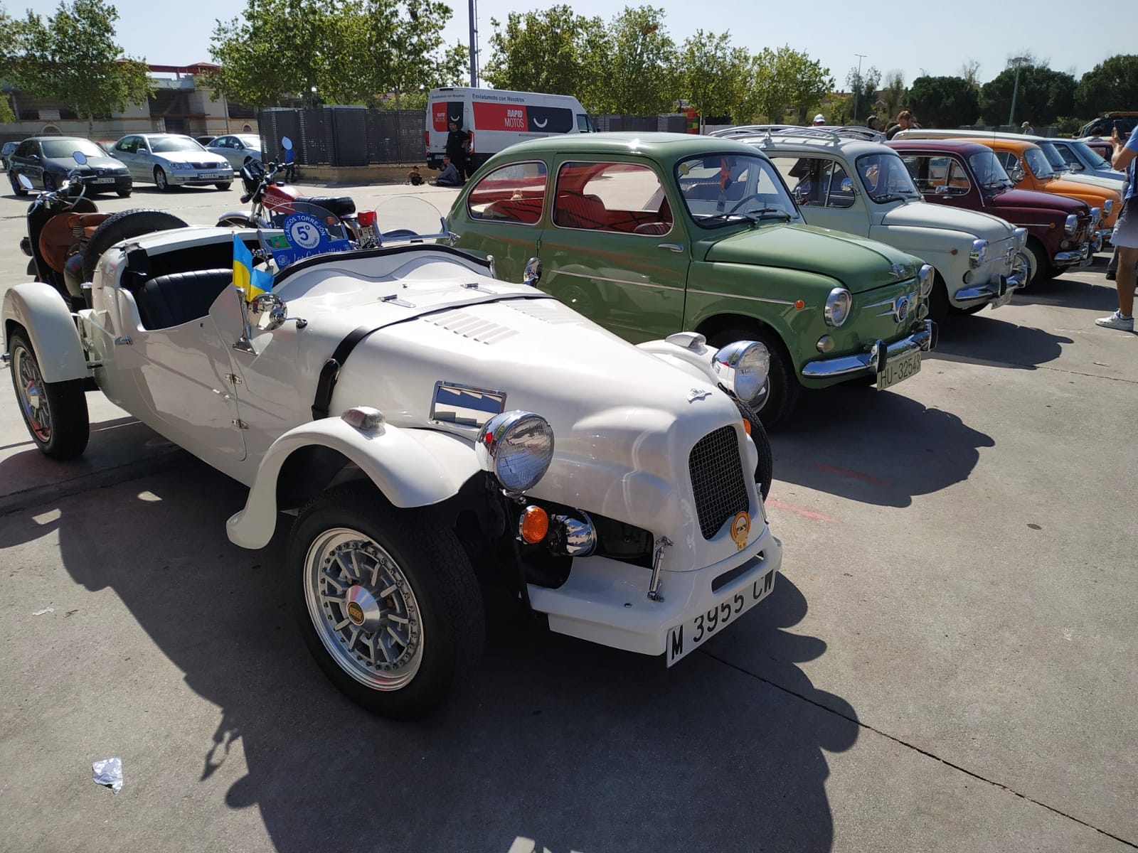 Concentración de coches clásicos Los Cochezillos