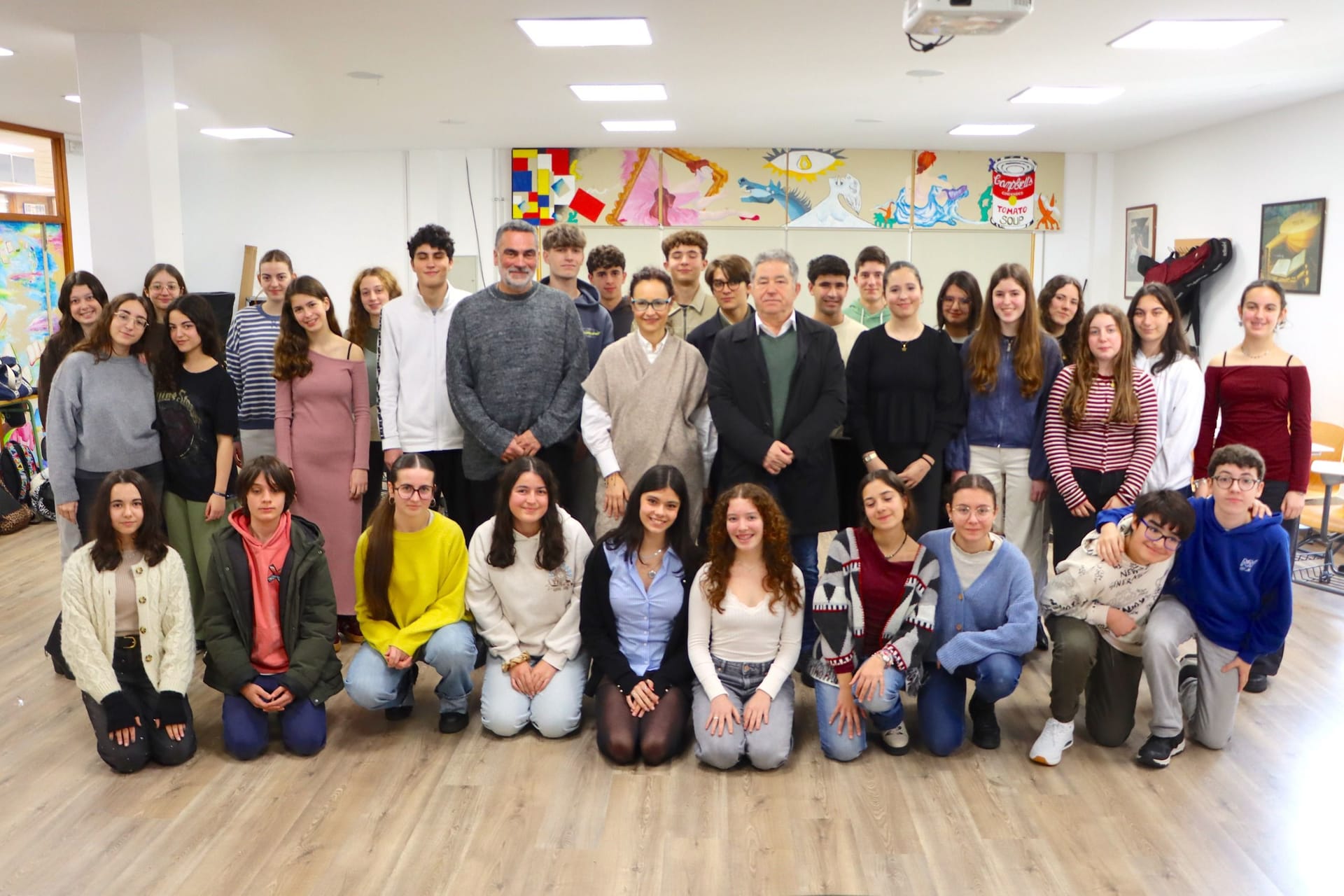 Actuación del Coro del IES de la Xunqueira I en la Gala de los Premios Feroz 2026