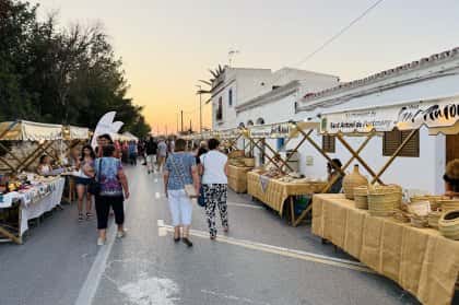 Evening craft market