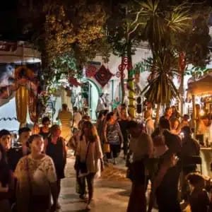 Las Dalias Night Market