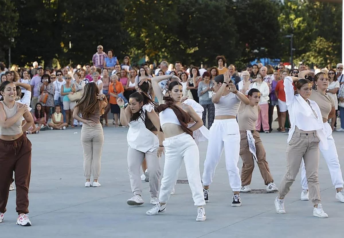 Encuentro de escuelas de danza - Santander es danza