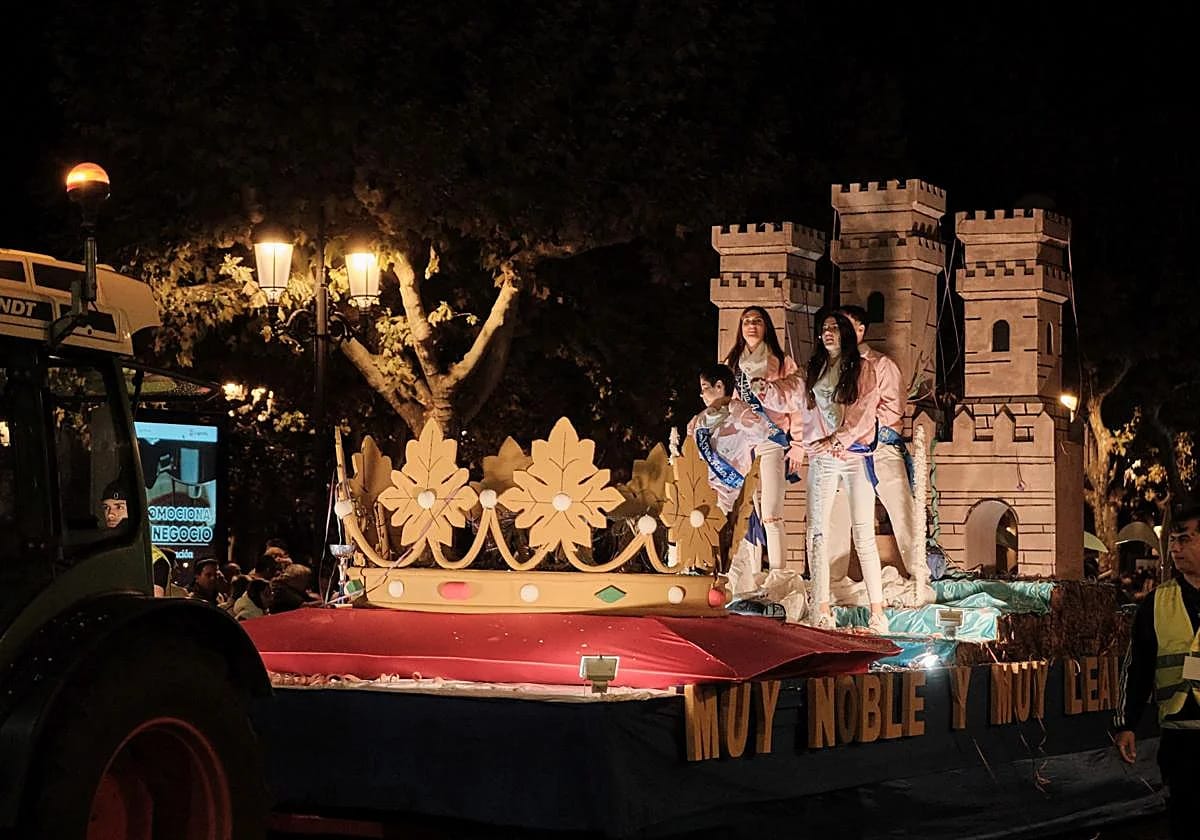 Desfile de carrozas de las fiestas de San Mateo y la 69ª Vendimia Riojana
