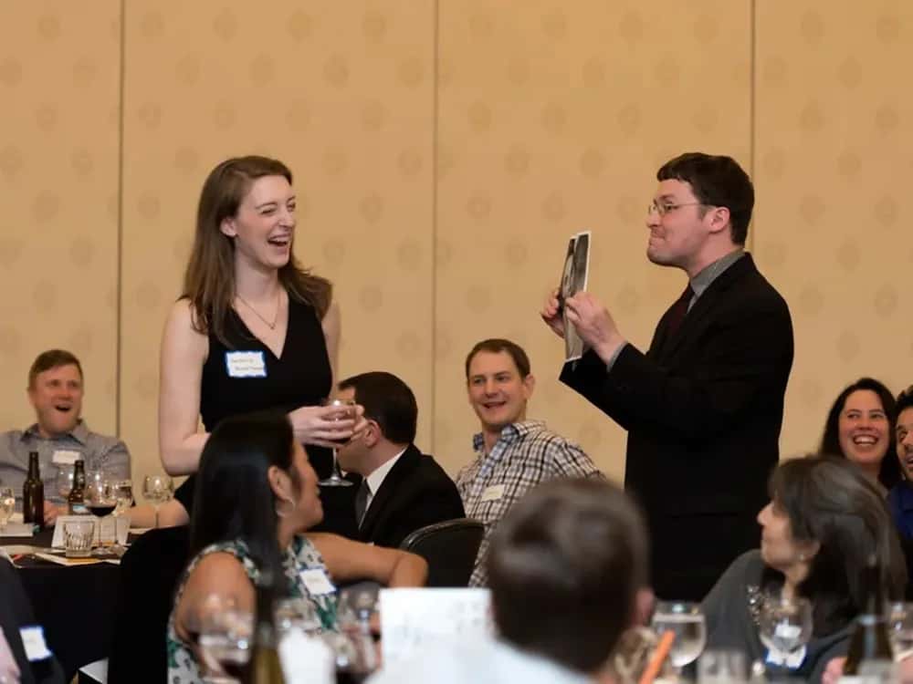 Dinner Detective Murder Mystery Dinner Show